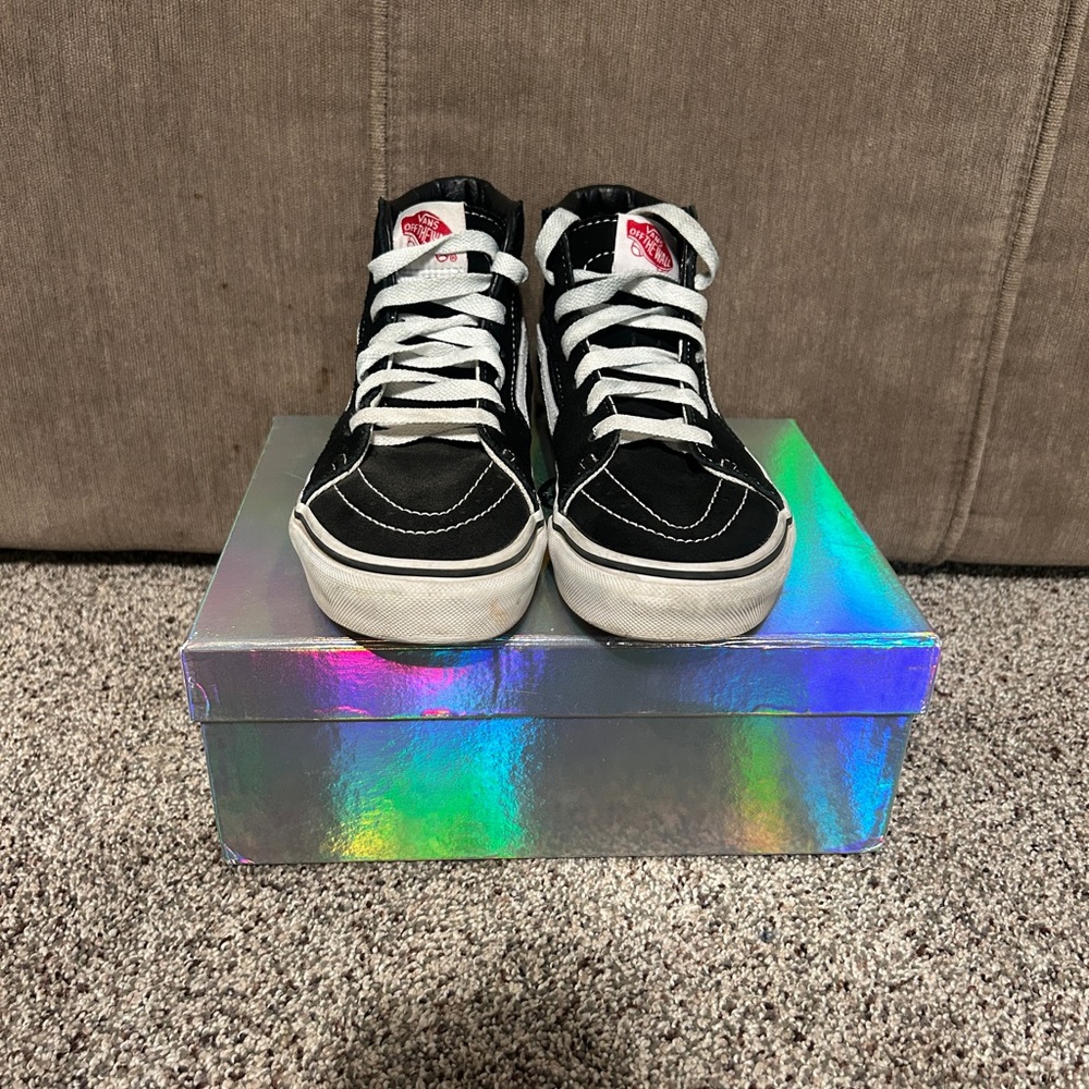 Vans Sk8 Hi Skate Kids Shoes - Black and White - Size 2.5